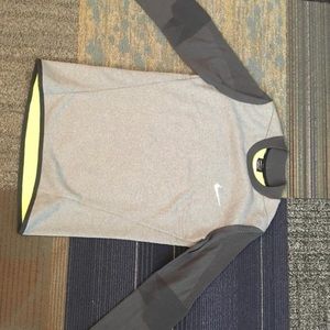 Men’s small Nike crew neck